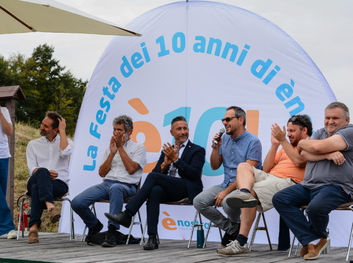 Ènostra celebra 10 Anni di energia rinnovabile